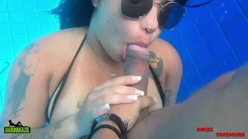 O melhor barco submersível do mundo vídeo pornô