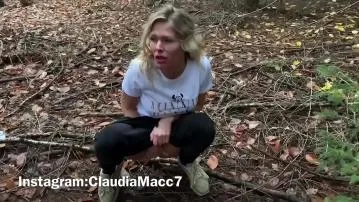 Vídeo pornô perdido na floresta